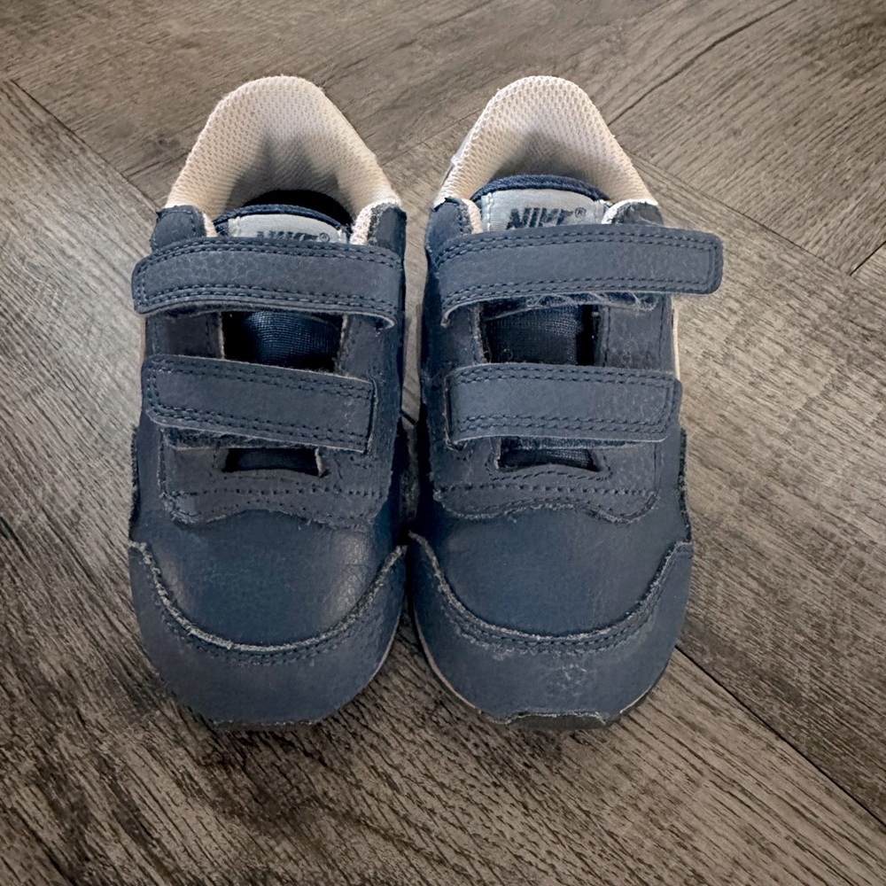 Toddler Nike Air shoes